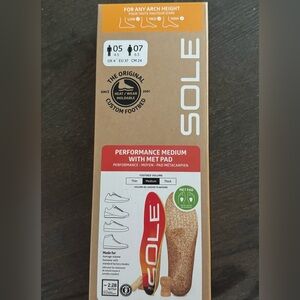SOLE performance medium with met pad size 7 woman’s new in box
